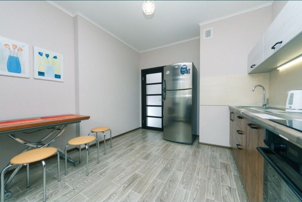 Посуточно квартира, район Дом Быта