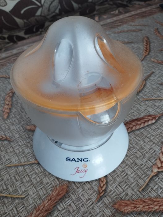 Продавам кафемашина