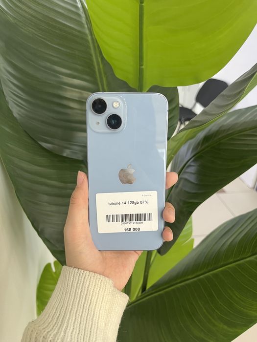 iPhone 14 в идеальном состоянии