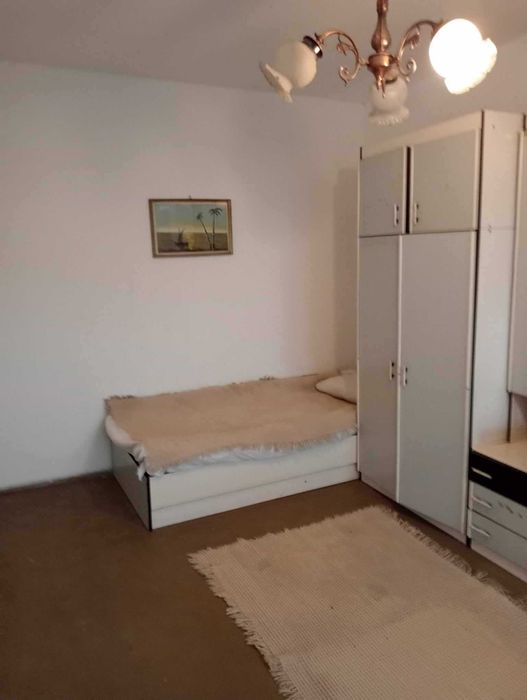 Продава се Тристаен апартамент в Търговище, Център - 100 кв.м за 878 €/кв.м - Снимка #2