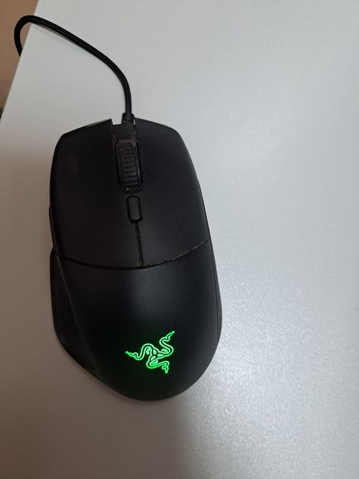 Мишка за компютър Razer Basilisk