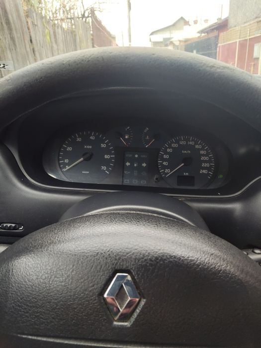 Vând reno Megan 2002