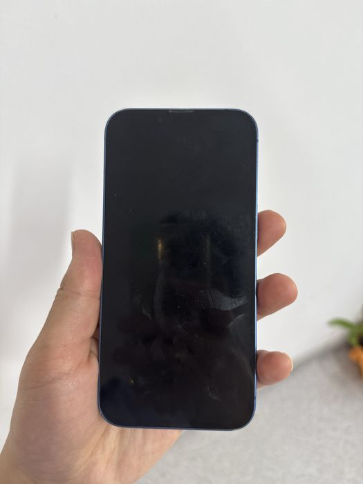 Продается iphone 13