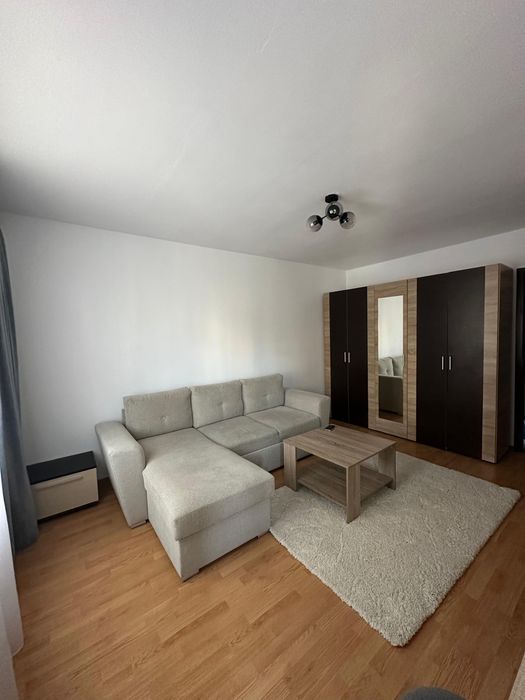 Apartament Untold