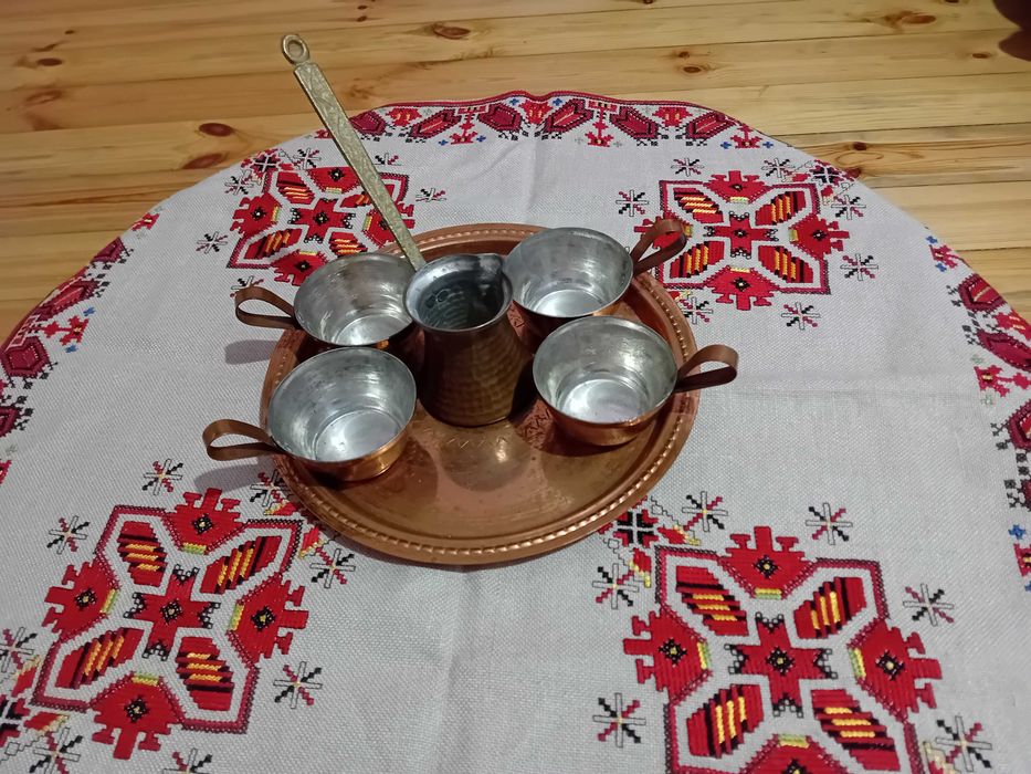 Меден сервиз за кафе или греяна ракия