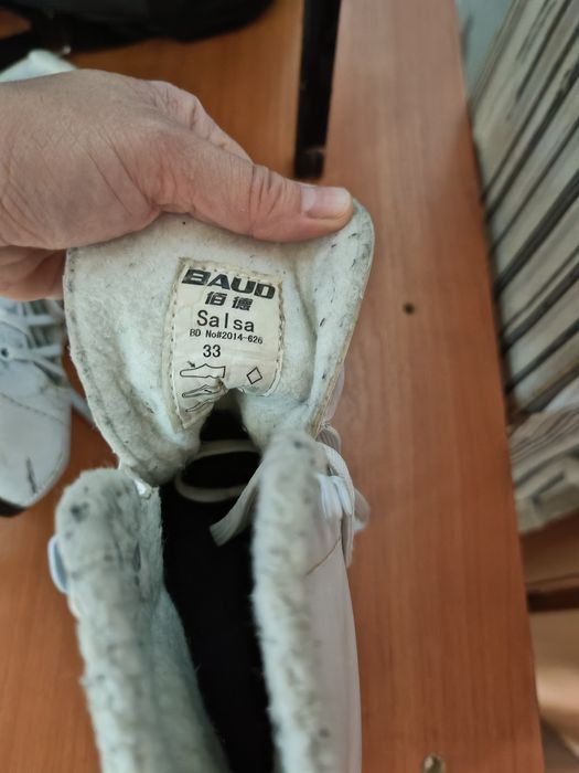 Продается коньки