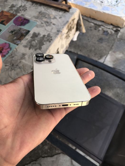 Vand iphone 13 pro ca nou!