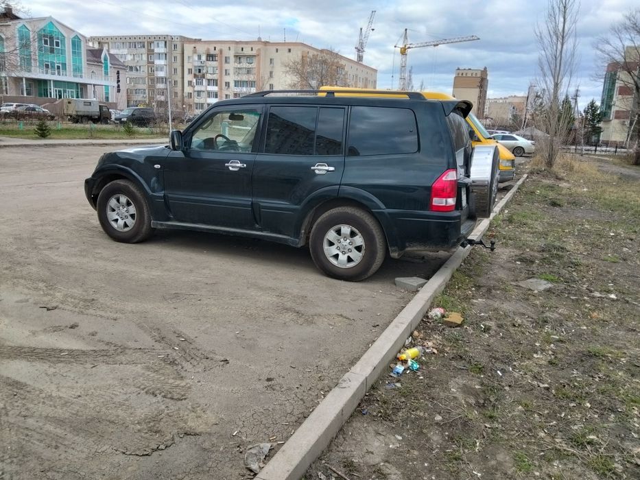 Продам Митсубиси Поджери