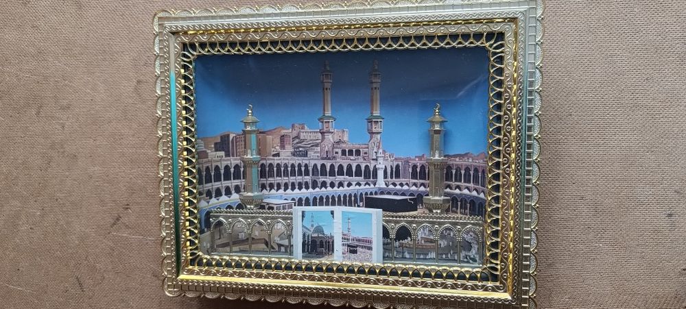 Продам бронзовый статуетки.