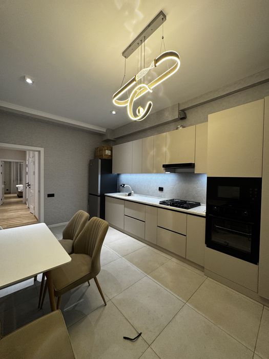 Срочно продаётся квартира на Юнус Абаде/в связи с переездом 3/9/10