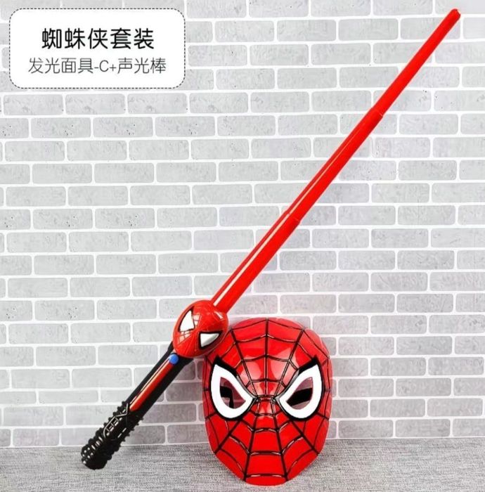 Человек паук маска, щит, палка