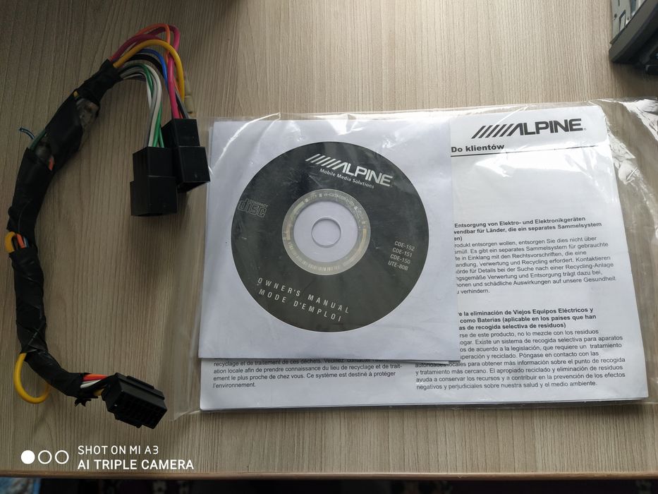Продам автомогнитола Alpine