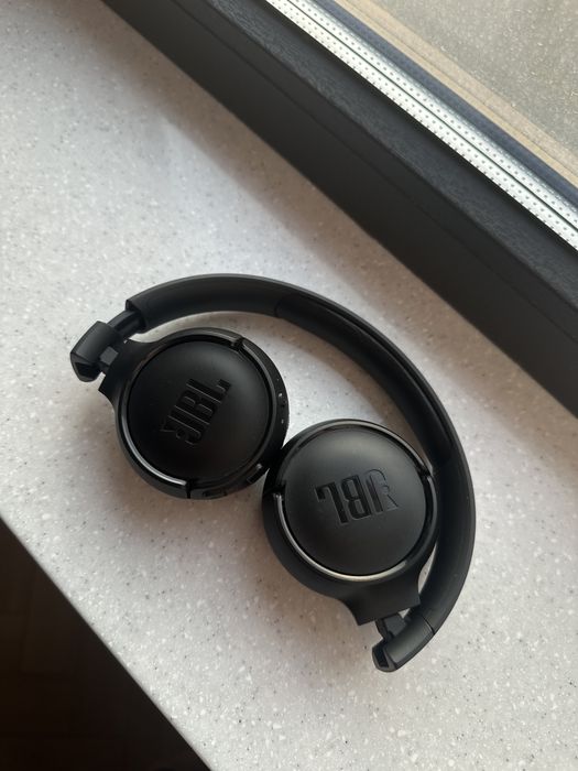 Продам наушники JBL Tune 510 BT
