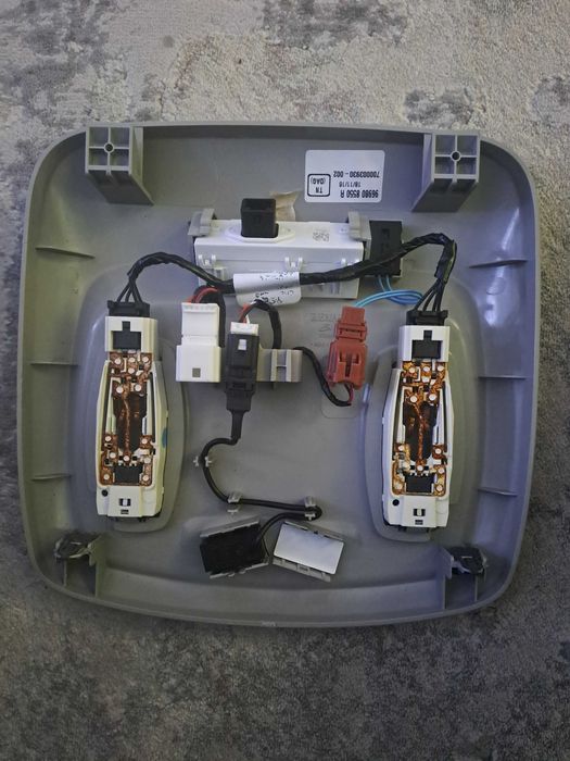 Plafoniera Renault Kadjar cod OEM 96980 8550R