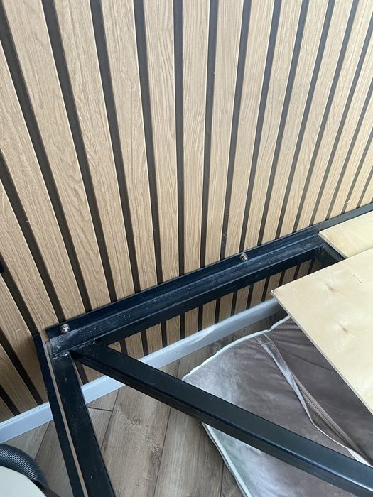 Кровать парящая с матрасом