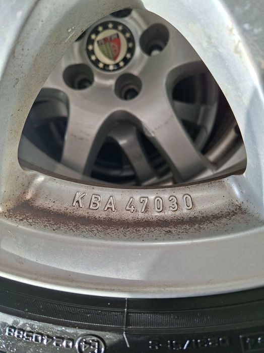 Set Jante Aliaj Anzio 17" + Anvelope Iarnă Yokohama 215/60 R17 (Duster, Qashqai, etc)