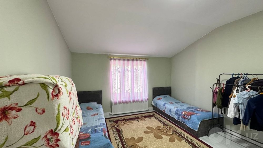 Nazarbek Pushkindan pasroda 7-maktab orqasi