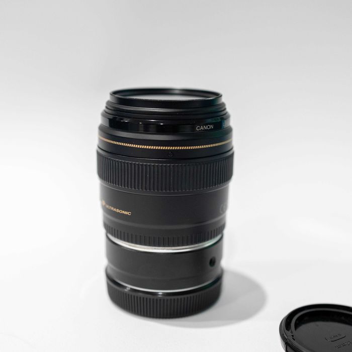 обектив Canon EF 85mm f/1.8 USM