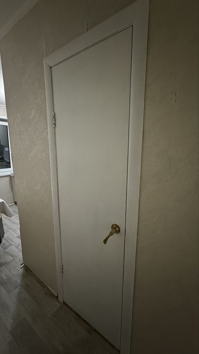 3 двери за 5000 тг (вместе)