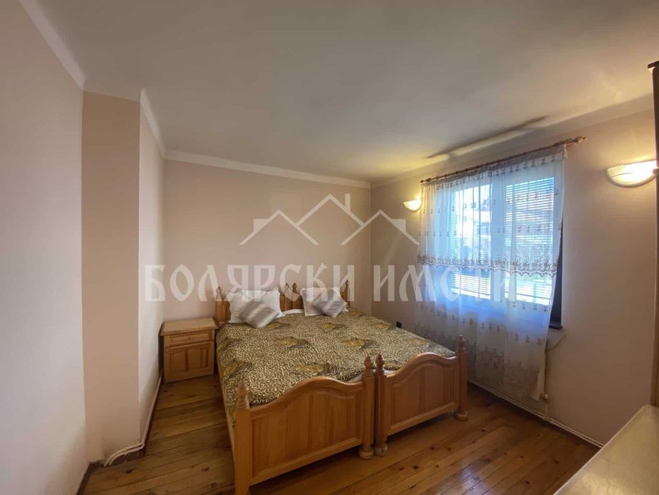 Продава се Къща в Дебелец - 202 кв.м за 477 €/кв.м - Снимка #14