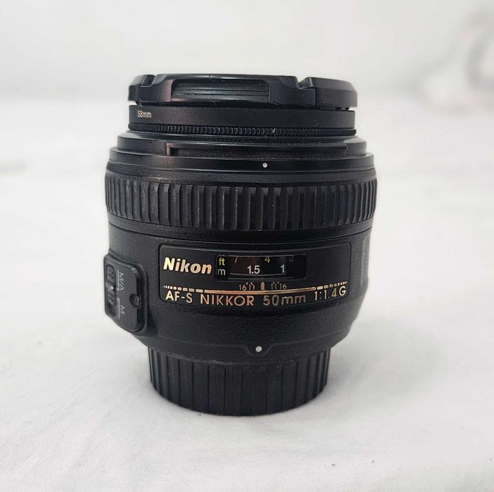 Obiectiv Nikon 50mm F 1.4