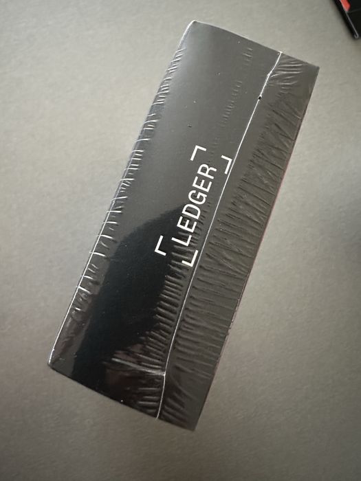 Крипто портфейл Ledger-Nano-X