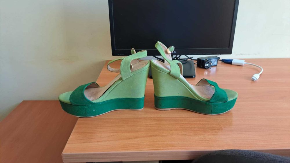 Зелени токчета за cosplay