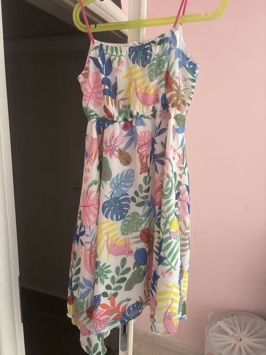 Детска рокля h&m  5-6 г