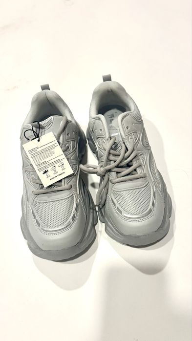 Дамски маратонки