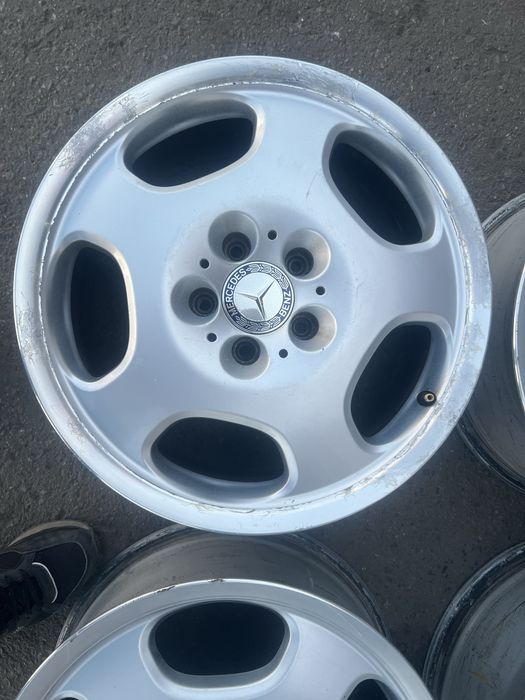 Продам мейкаб р17