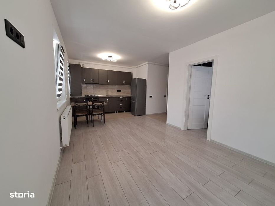 Apartament cu 2 camere, 42 mp, terasa, zona Eroilor — fotografia 3