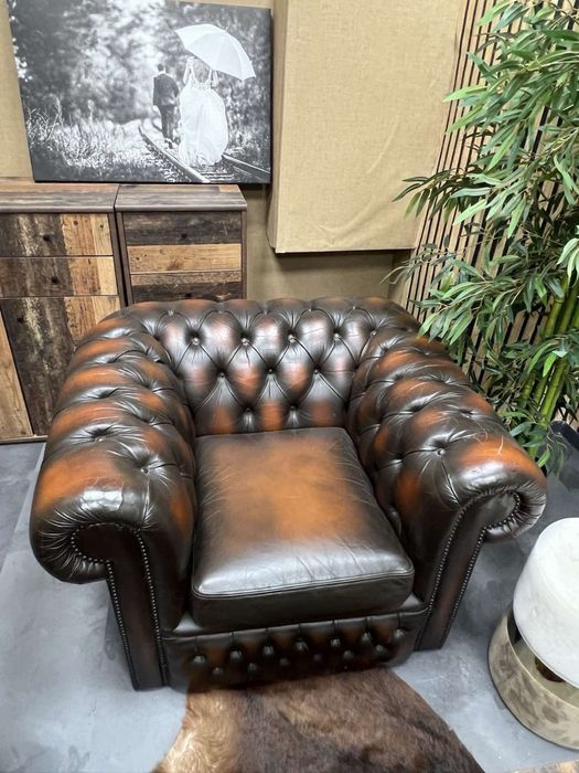 Диван и кресла Честърфийлд