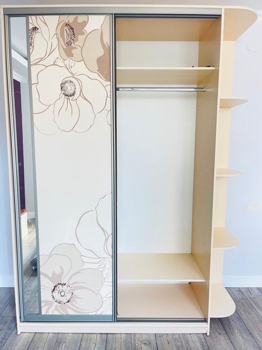 Шкаф купе в отличном состоянии