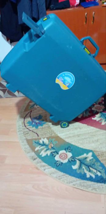 Vând mixer activ 2x300W, 10 canale marca Soundcraft Spirit