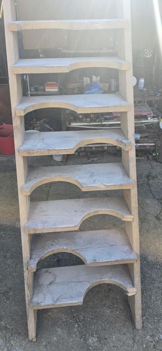 Дървено стълбище-дървени стълби