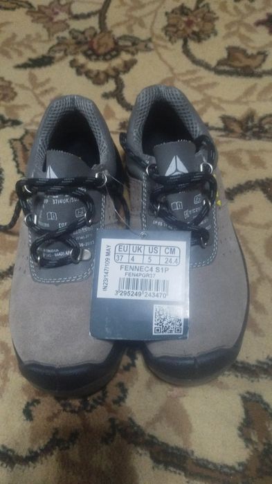 Продам спец обувь