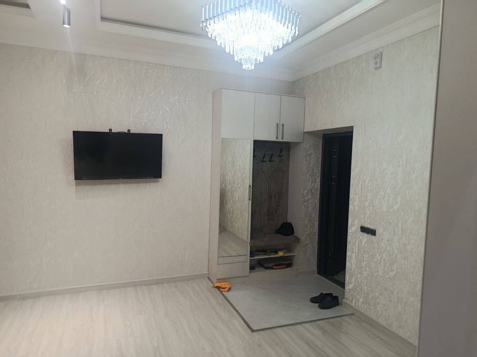 Uy sotiladi yangi qurilgan xich kim yashamagan