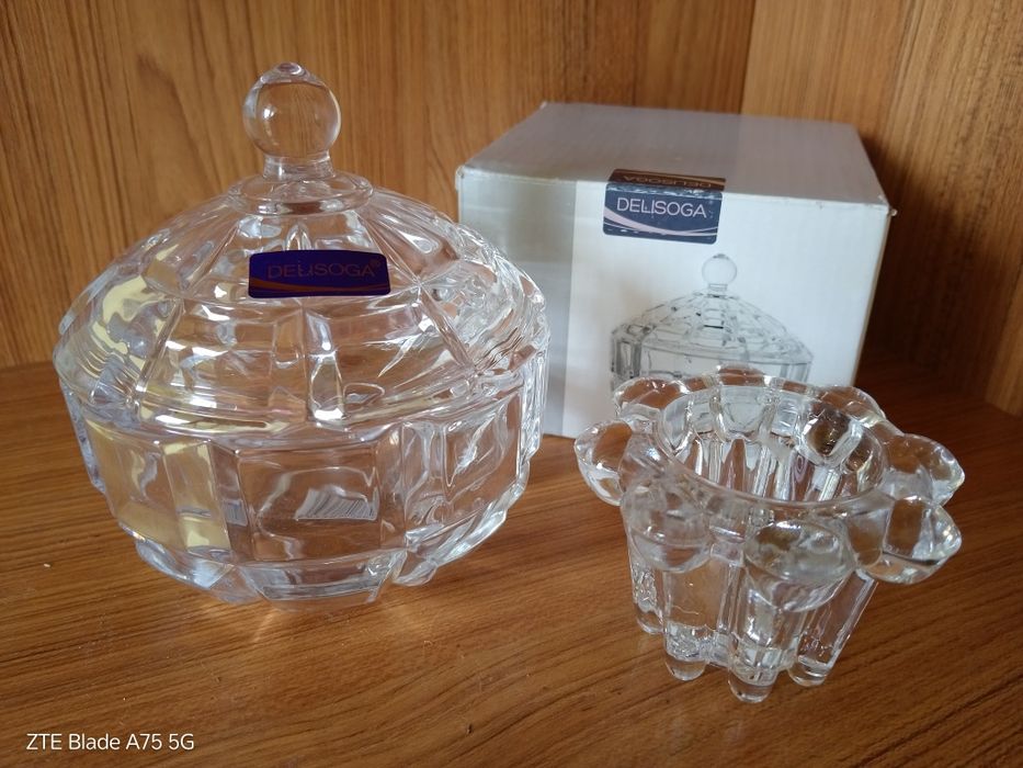 Кристална бонбониера и свещник