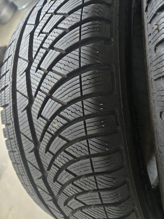 2buc Anvelope iarna 235 55 17 Michelin Pilot Alpin  ca si noi