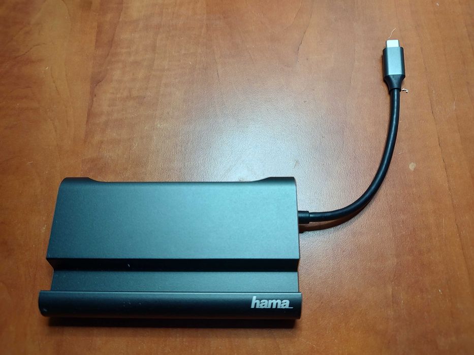 Hama Staie Docking 7în1 USB-C 3x USB-A 3.1 HDMI VGA LAN USB-C (PD)