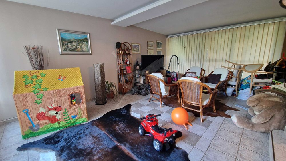 Продава се Тристаен апартамент в Пловдив, Център - 130 кв.м за 2616 €/кв.м - Снимка #4