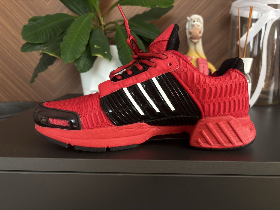 Продам красовки adidas