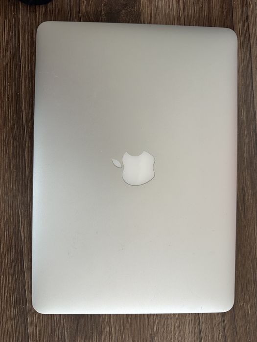 Vand Macbook Pro Early 2015 13”