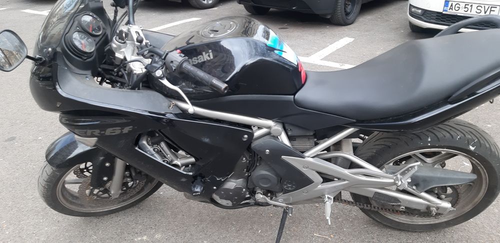 Kawasaki Ninja ER6F vand / schimb stare f buna pret negociabil