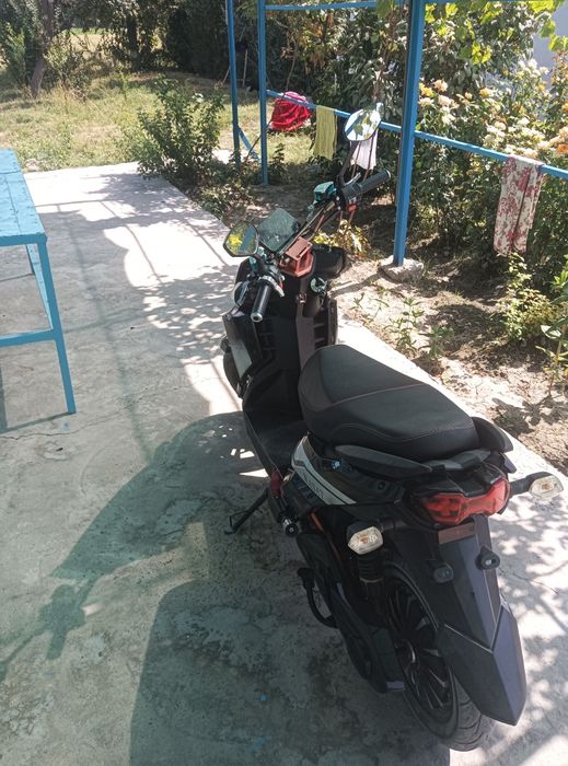 Skutur 2024 rangi qora