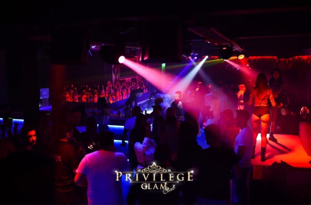 Afacere la cheie /Afacere de vânzare club