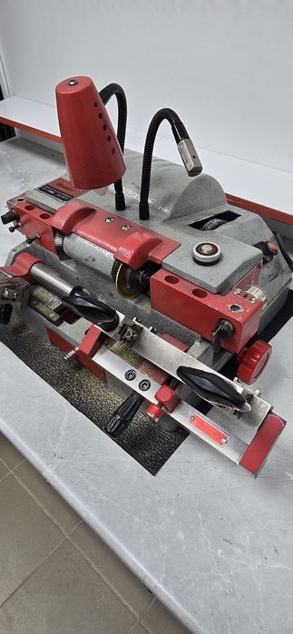 Ключ аппарат для Изготовление ключи