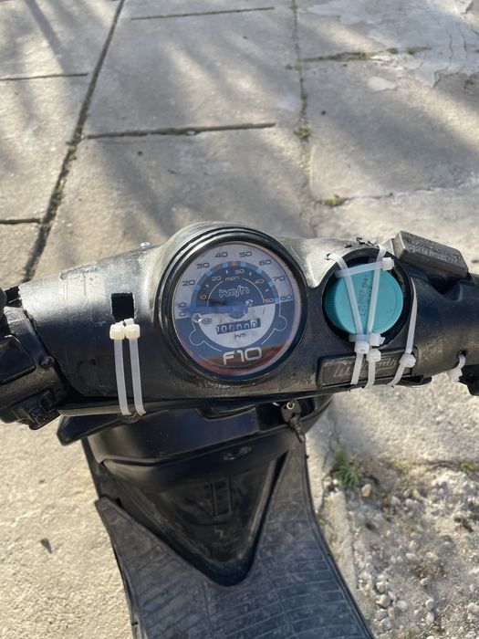 Vand malaguti f10 de 80 cc sau schimb cu diverse