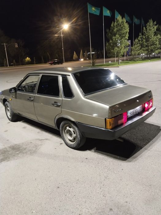 Продам ваз 21099