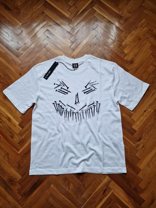 Страхотна мъжка тениска 44 LABEL GROUP  размер  S M L XL 2XL 
Най-висо